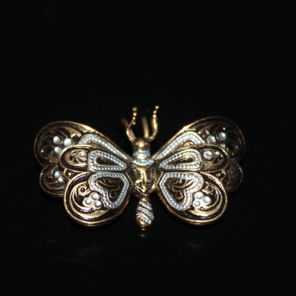 Vintage Gold Spanish Etched Butterfly Brooch Damascene Style (Stamped Spain)